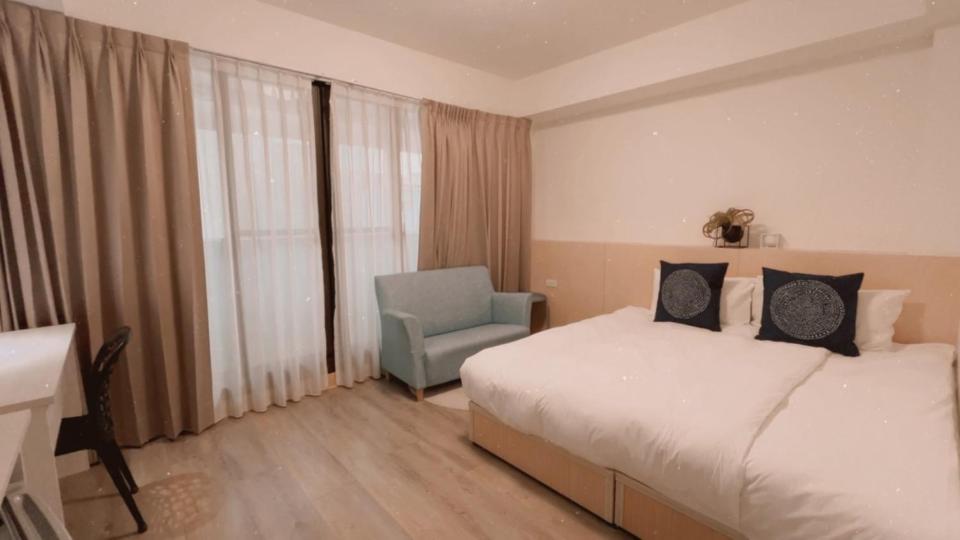 Hotel Huru House Taichung Exterior foto